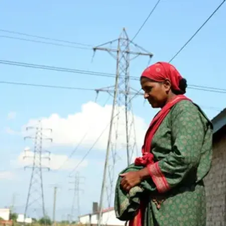Tarifa Social e dívidas de luz: mutirão no Gama atende famílias até sexta e pode zerar os primeiros 80 kWh